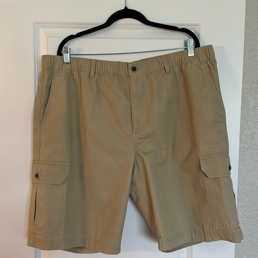Tommy Bahama khaki Men’s shorts